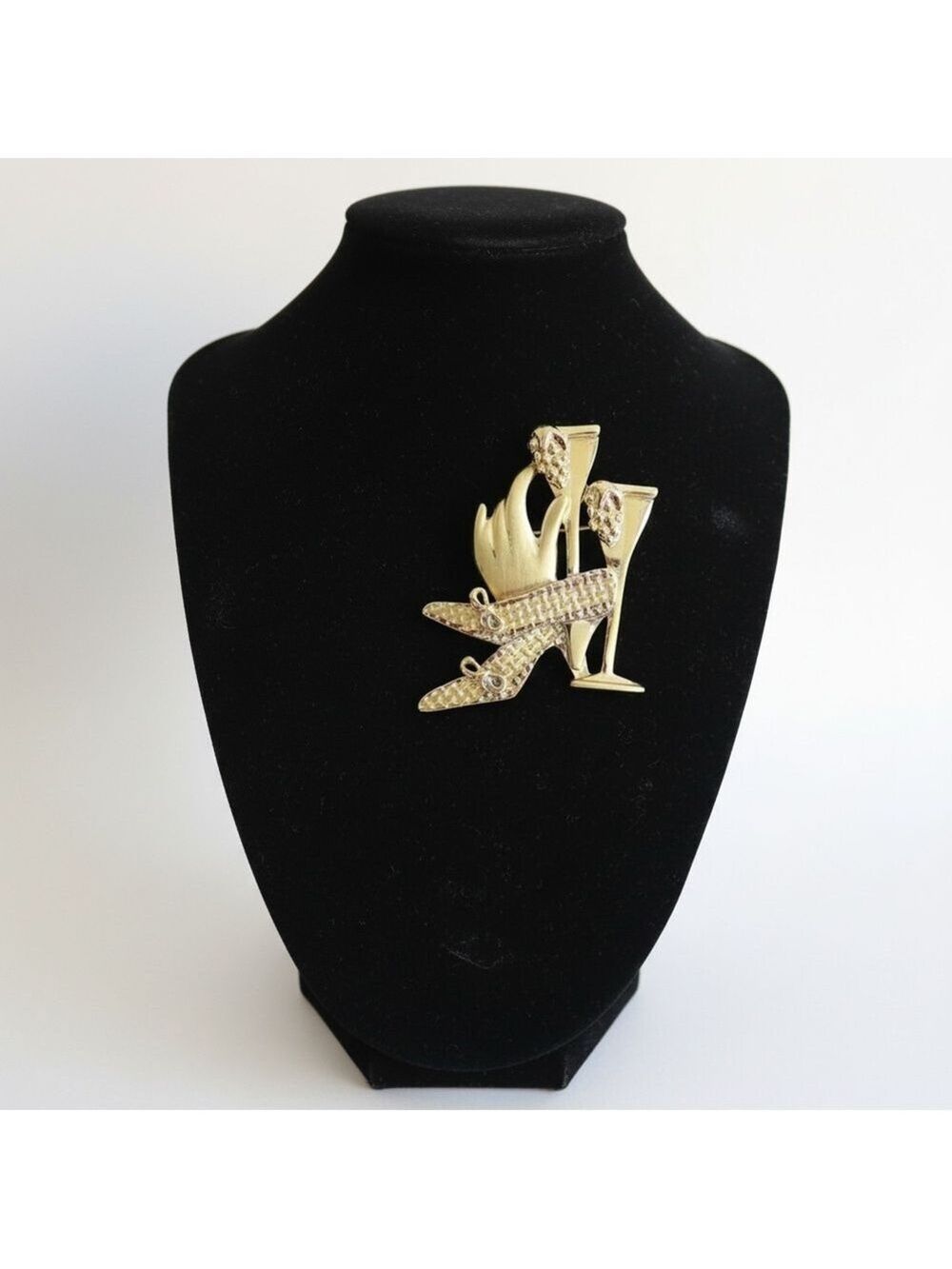 Vintage Gold Tone Brooch — Matte & High Polish, Champagne & Shoe Motif